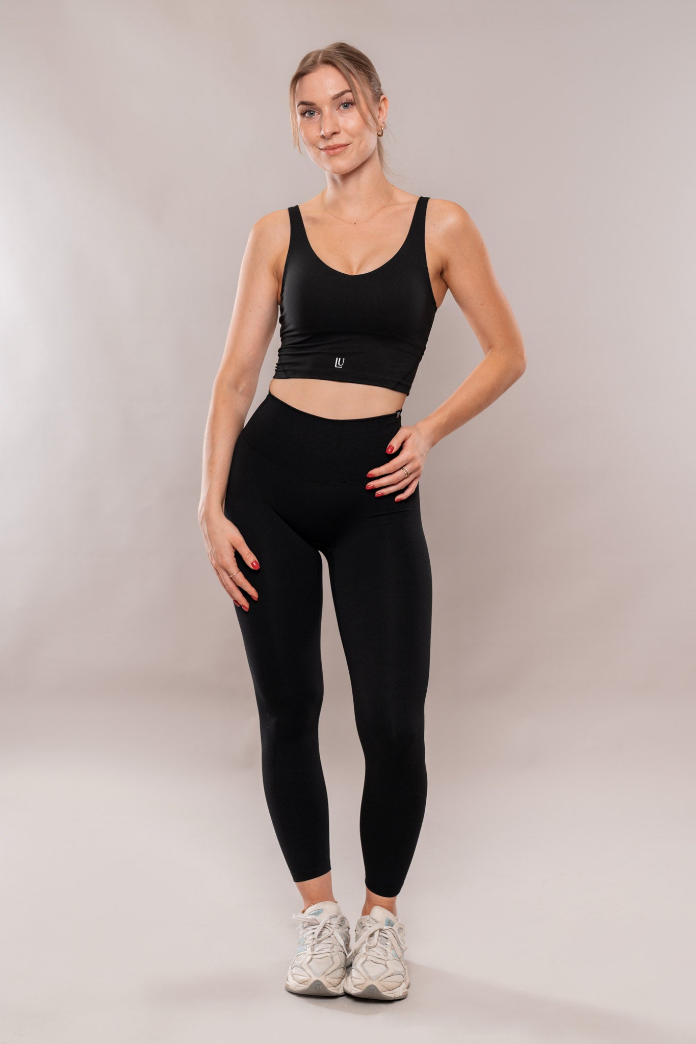 Timeless Legice Black 