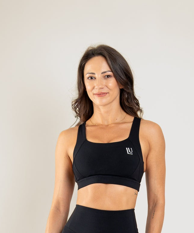 LU_activewear0_-11_7f23540b-f12b-446c-9626-8a4cf105cafb.jpg