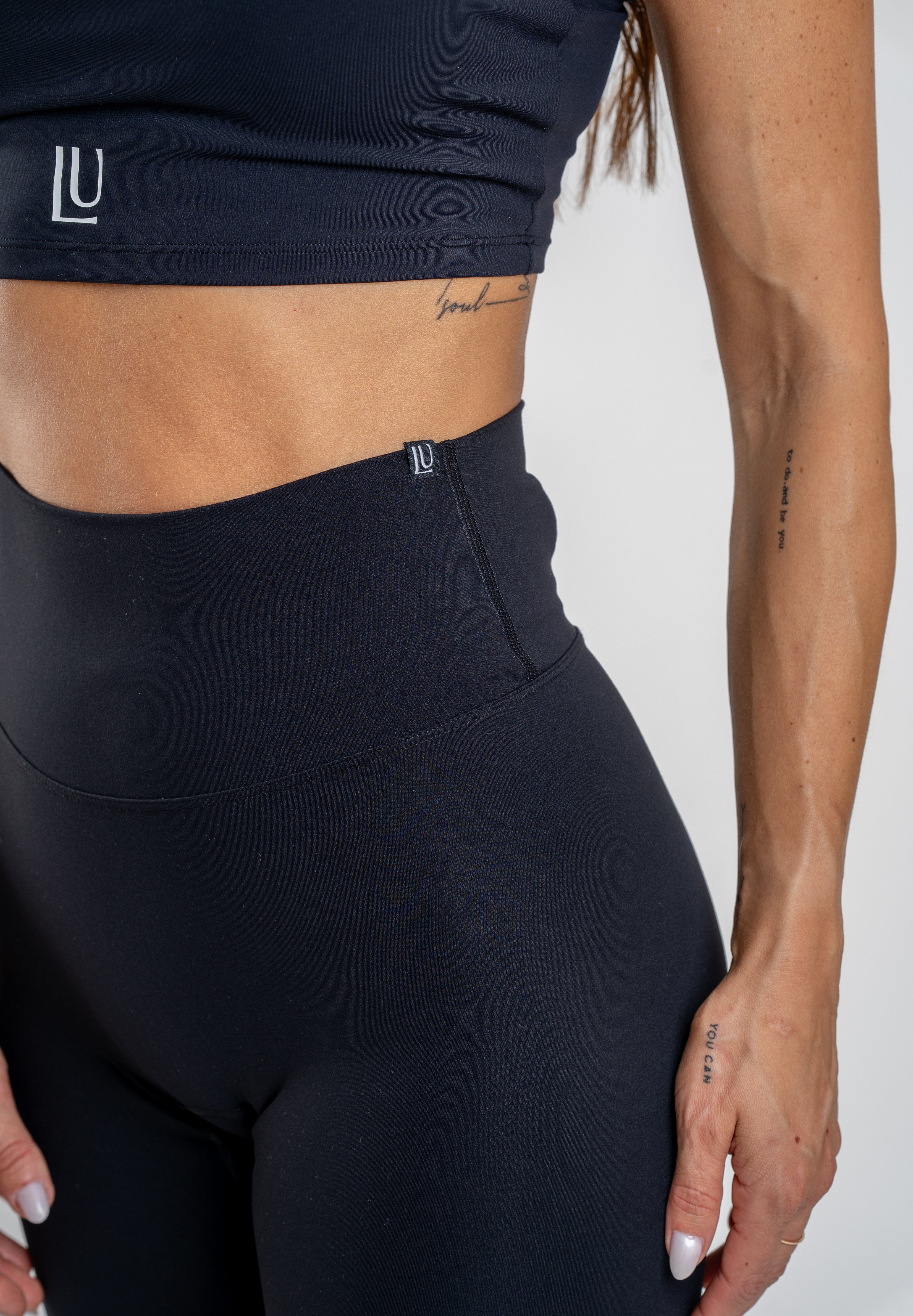 Timeless legice, classic black