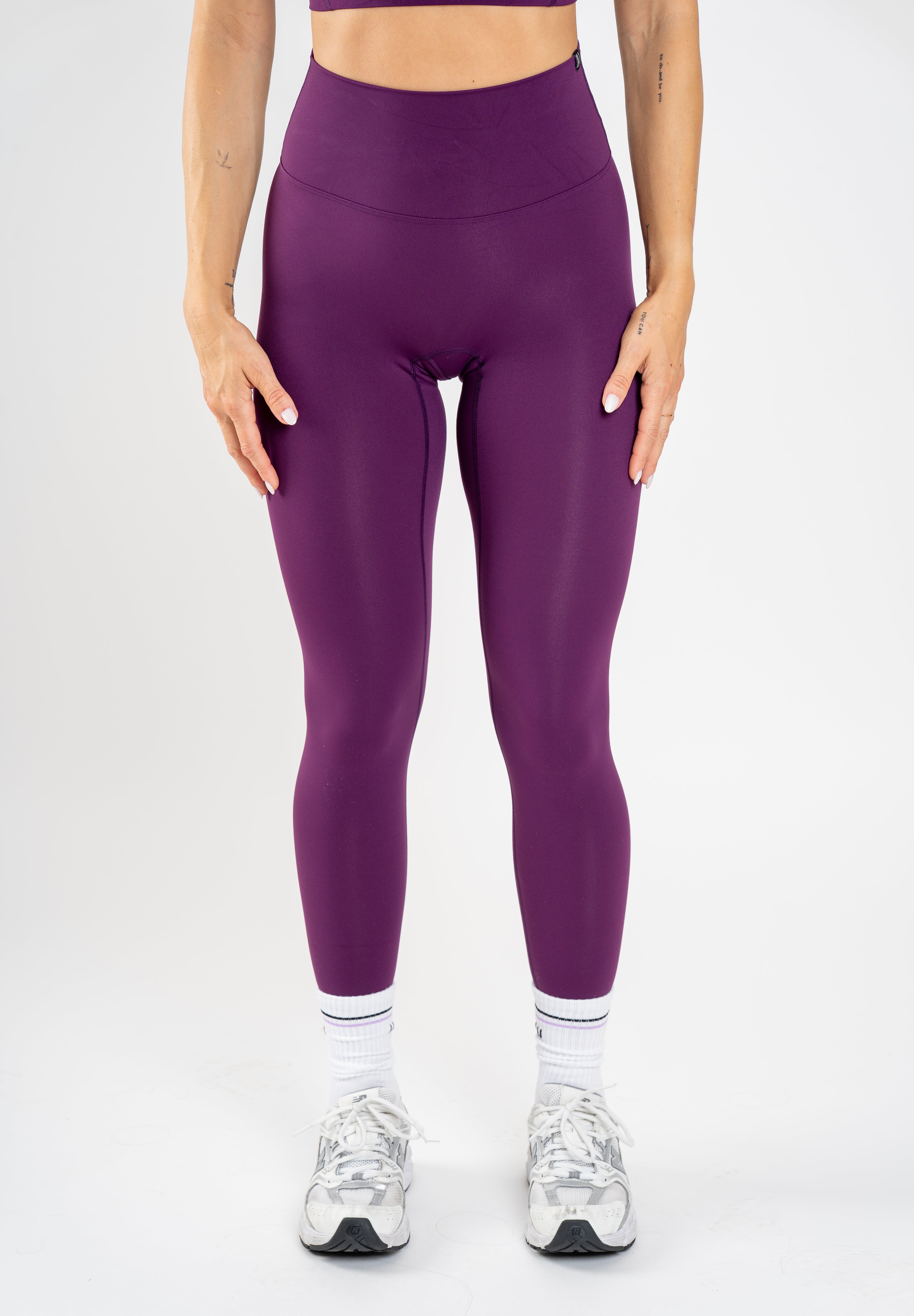 Timeless legice, velvet plum