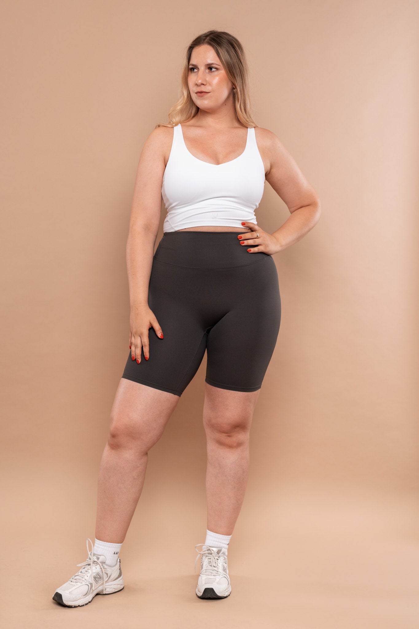 Level Up Long Shorts With Hidden Pocket Stone Grey