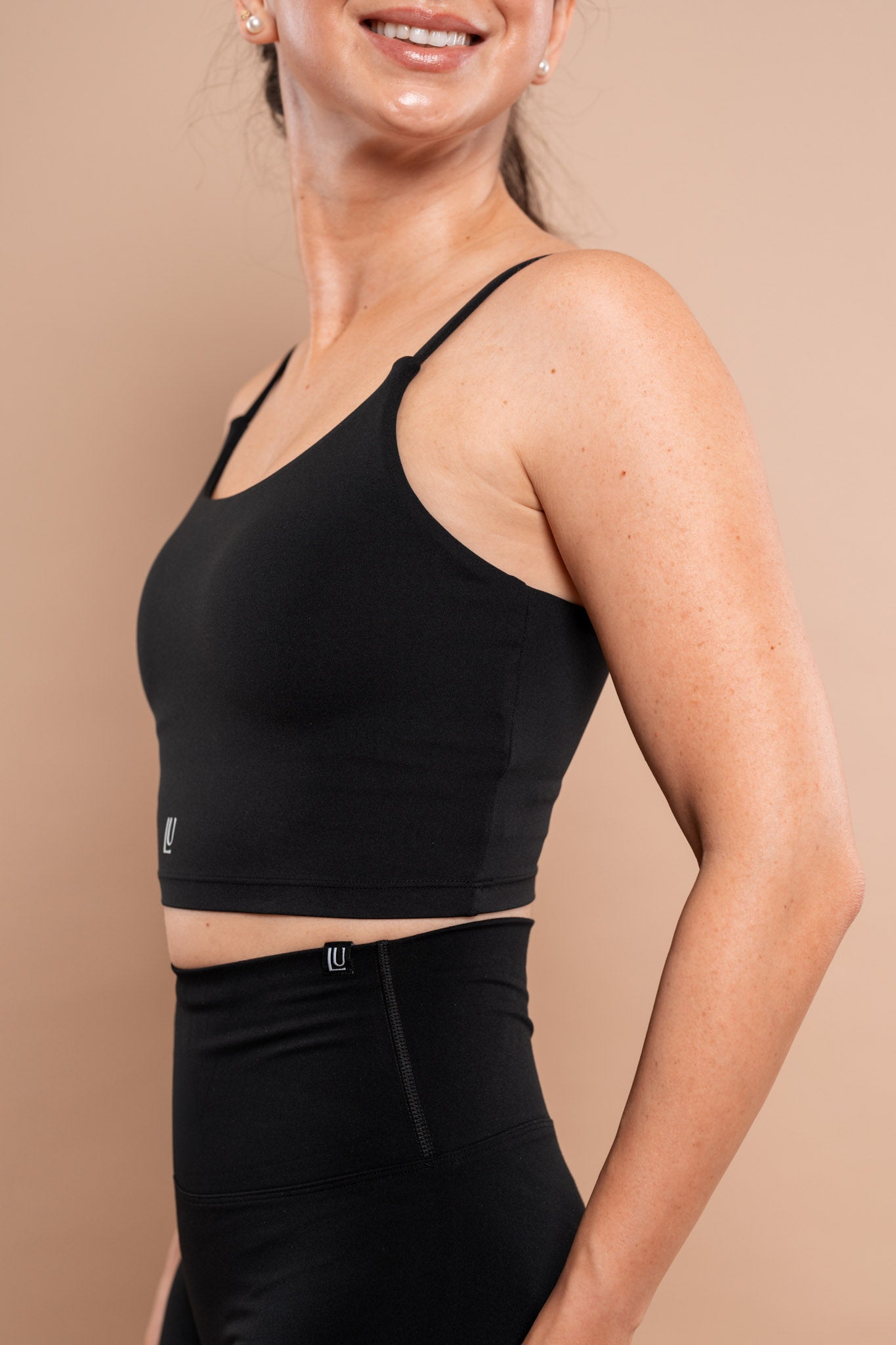 Level Up Light Sports Bra Black