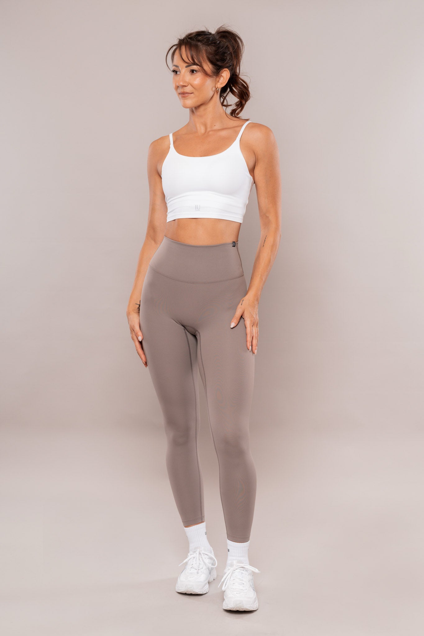 LUactivewear-320.jpg